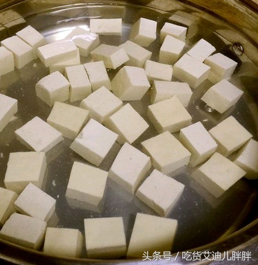 自制版快手菜——麻婆豆腐（既下饭又解馋）