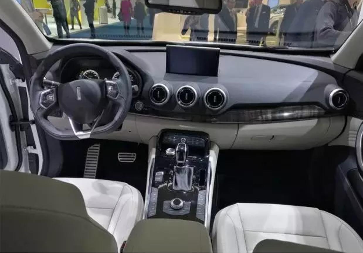 十几万外观炫酷的中大型SUV,大众十几万现代感的中型suv