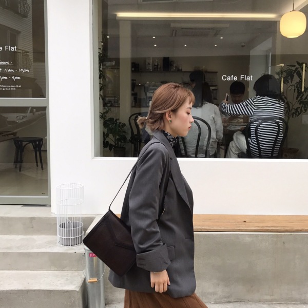 秋冬衣服怎么选学生,大学生的衣服