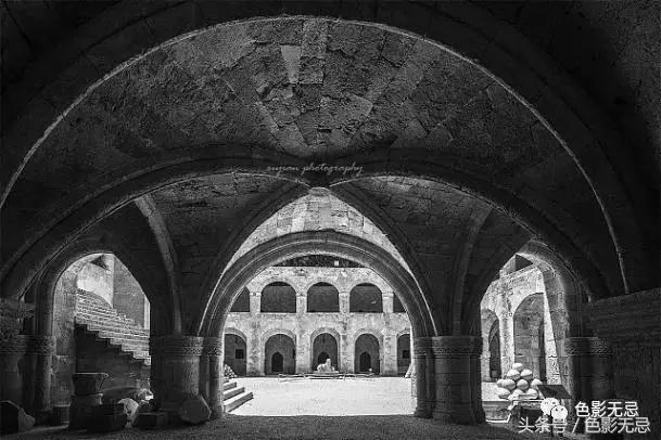 佳能l级镜头有哪些特点和用途,佳能l级镜头值得购买吗