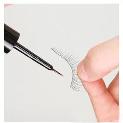 怎样让小婴儿的睫毛长得又长又密,剪眼睫毛可以让睫毛长得更长更密