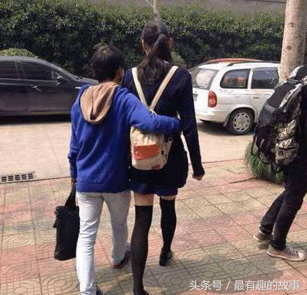 坐地铁回去的路上好像发现了什么！