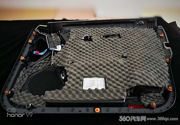 完胜原车自带的哈曼卡顿！奔驰GLK300改装魔乐歌HD6