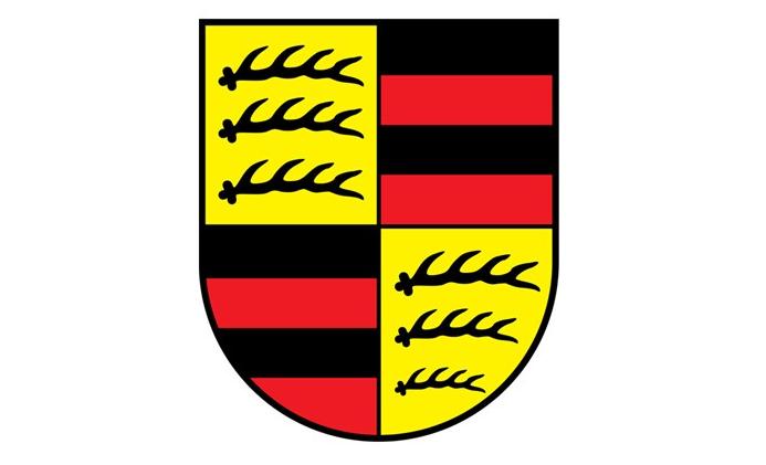 保时捷山寨版,保时捷车标是真金的吗