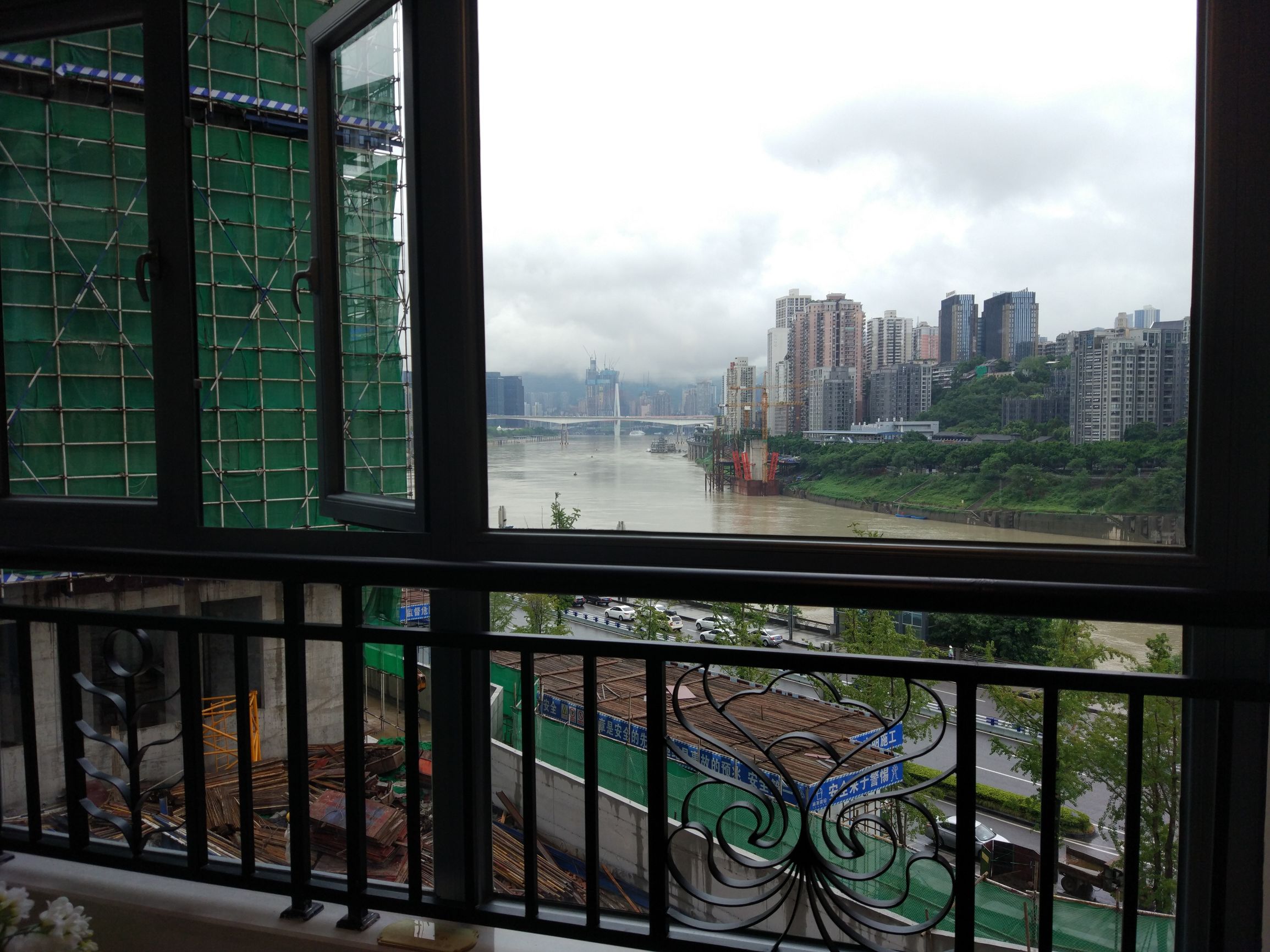 在重庆买房与酉阳买房的区别,在重庆买房还是在成都买房