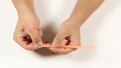 怎么用一根吸管做成唢呐的哨子,用粗吸管做哨子能吹得很响