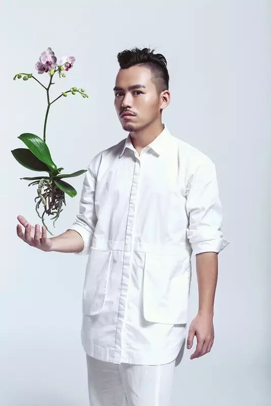 拥有后宫”佳丽三千“的设计师大叔告诉你：什么是美｜手作之美