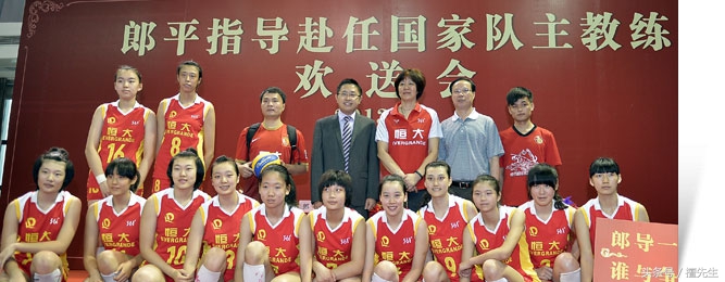 韩国媒体羡慕中国女排,日本人羡慕中国女排的视频