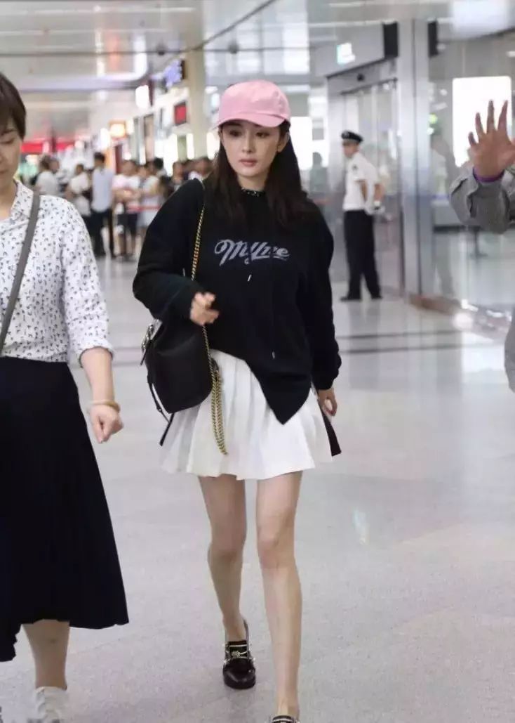 杨幂帽衫,杨幂同款蓝色拉链帽衫