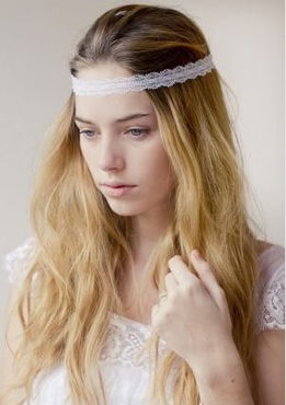 蕾丝衣服穿旧、穿坏了别扔！竟然有这么多用处！