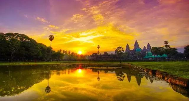 广州可以坐高铁去丽江吗,广州可以坐火车去越南吗