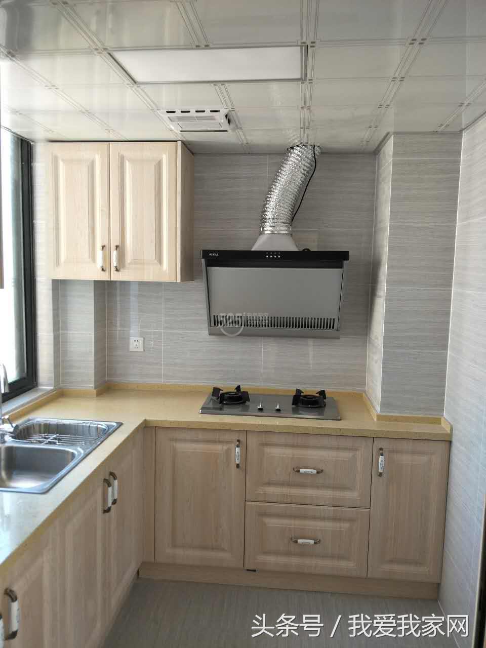 有个大阳台真好,有个阳台落地窗的房间