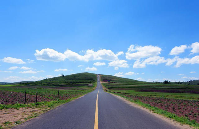 耗资3.2亿的中国66号公路也被称为把妹公路