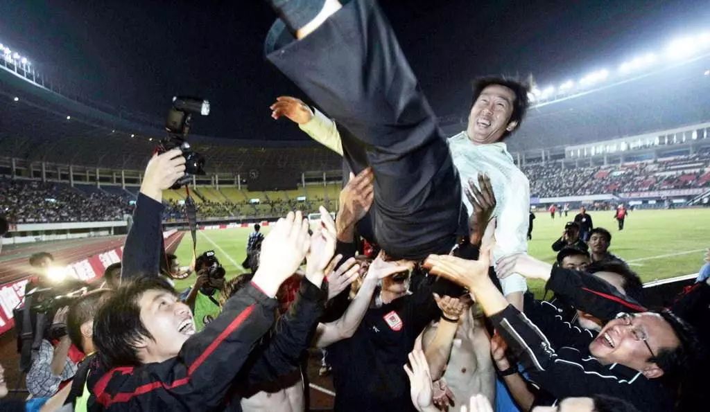 薛之谦为高磊鑫唱了几次安河桥,薛之谦安和桥十年之约完整版