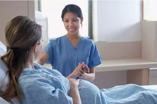 bb打完疫苗注意事项,宝妈刚生完宝宝注意事项