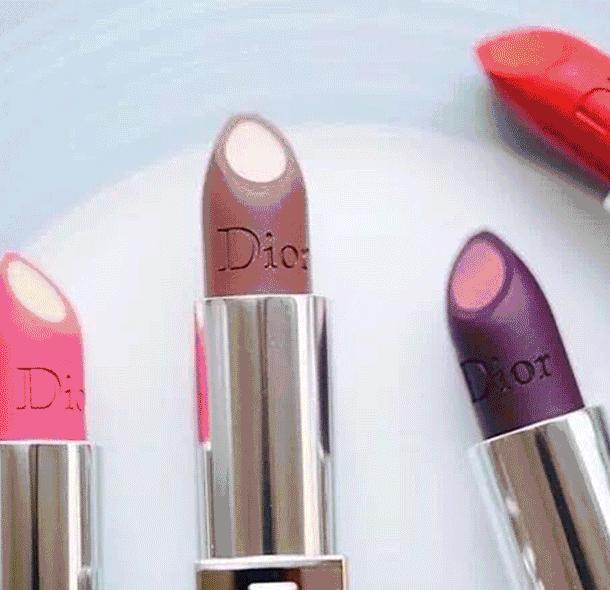 超级好用的人气气垫推荐给大家,这是我用过最好用的粉底配音