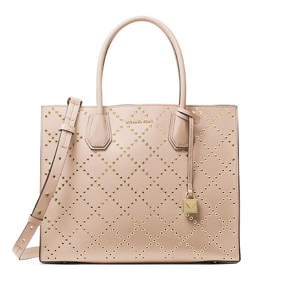 杨幂凭什么成为mk全球代言人 (杨幂同款绿色mk国内专柜多少钱)