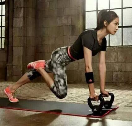 到底是先水后乳还是先乳后水,到底是先水后乳好还是先乳后水好