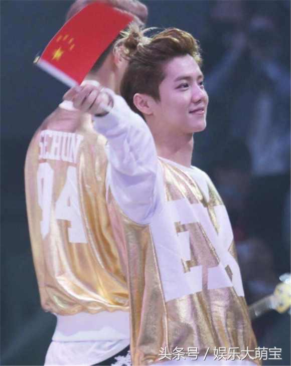 鹿晗出道前经历了什么,鹿晗出众的颜值