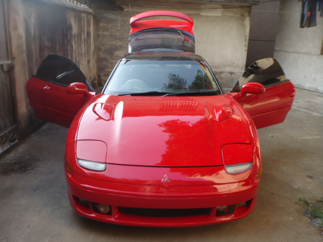 花5000买三菱跑车,小伙花两万买二手车