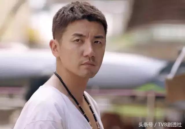 他被称为TVB的女人汤丸却在《使徒行者2》中一集就领盒饭