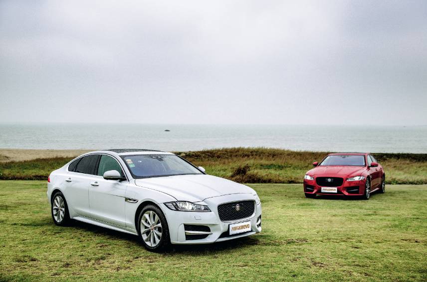 捷豹xf2021款试驾,捷豹xf银色第三视角试驾