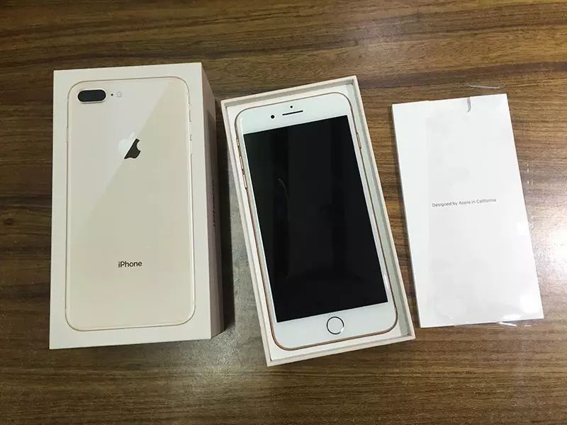 港版iPhone8Plus腮红金开箱实拍：这金色有点特别