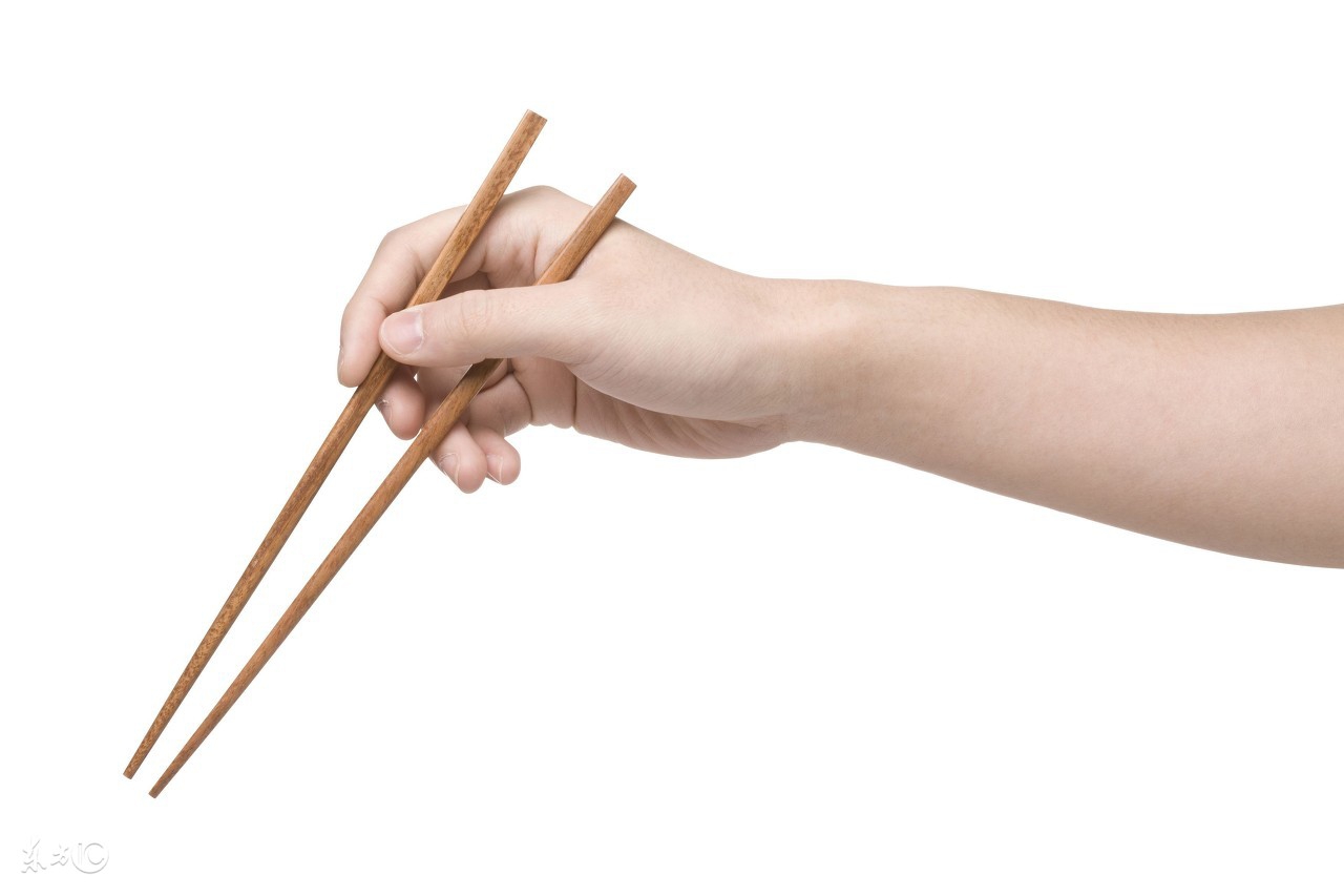 急急急!用筷子进餐能打开智慧之门,训练宝宝用筷子吃饭要趁早