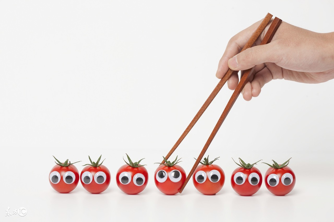 宝宝用筷子吃饭最佳时间,让宝宝学会用筷子吃饭