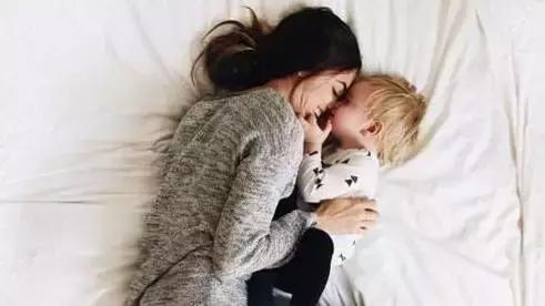 离乳太晚会影响孩子“性心理”？导致“恋母情结”？