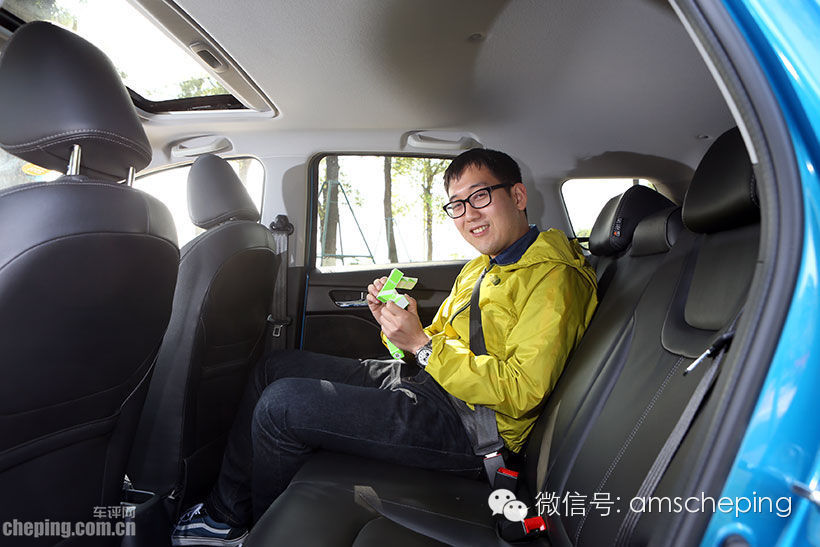 10万之内大空间的车,10万左右轿车大空间