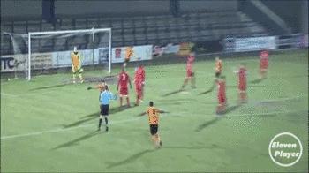 足球防守三区接球教案,足球防守技战术分析总结