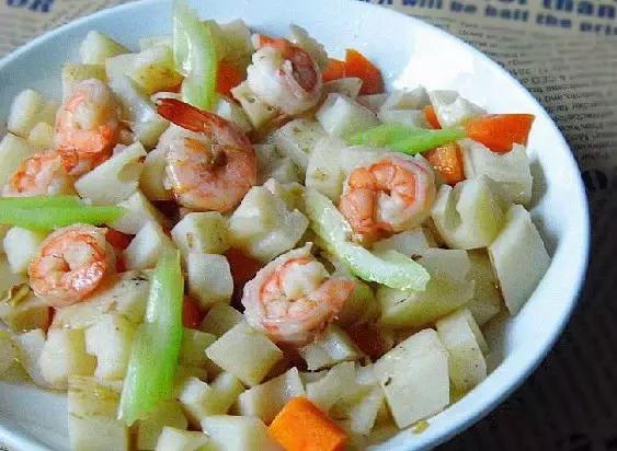 芹菜最健康的食物,芹菜最外面的老叶有营养的吗