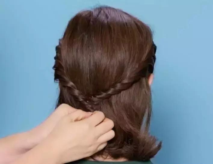 周冬雨同款发型编发教程,周冬雨春风十里不如你编发