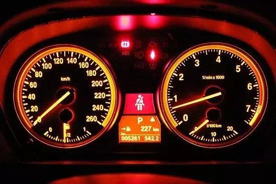 闲置的汽车应该怎么保养,爱车长期不动怎么办