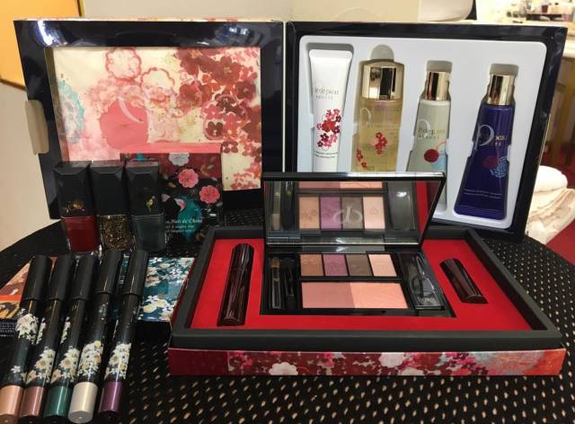 哪个牌子的圣诞限量款好,各个品牌的圣诞限定翻车