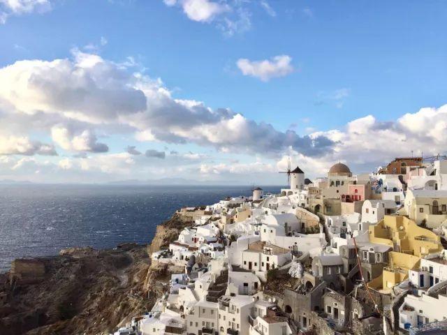 《景区包场指南》：如何在人肉堆里拍出“空无一人”的照片？