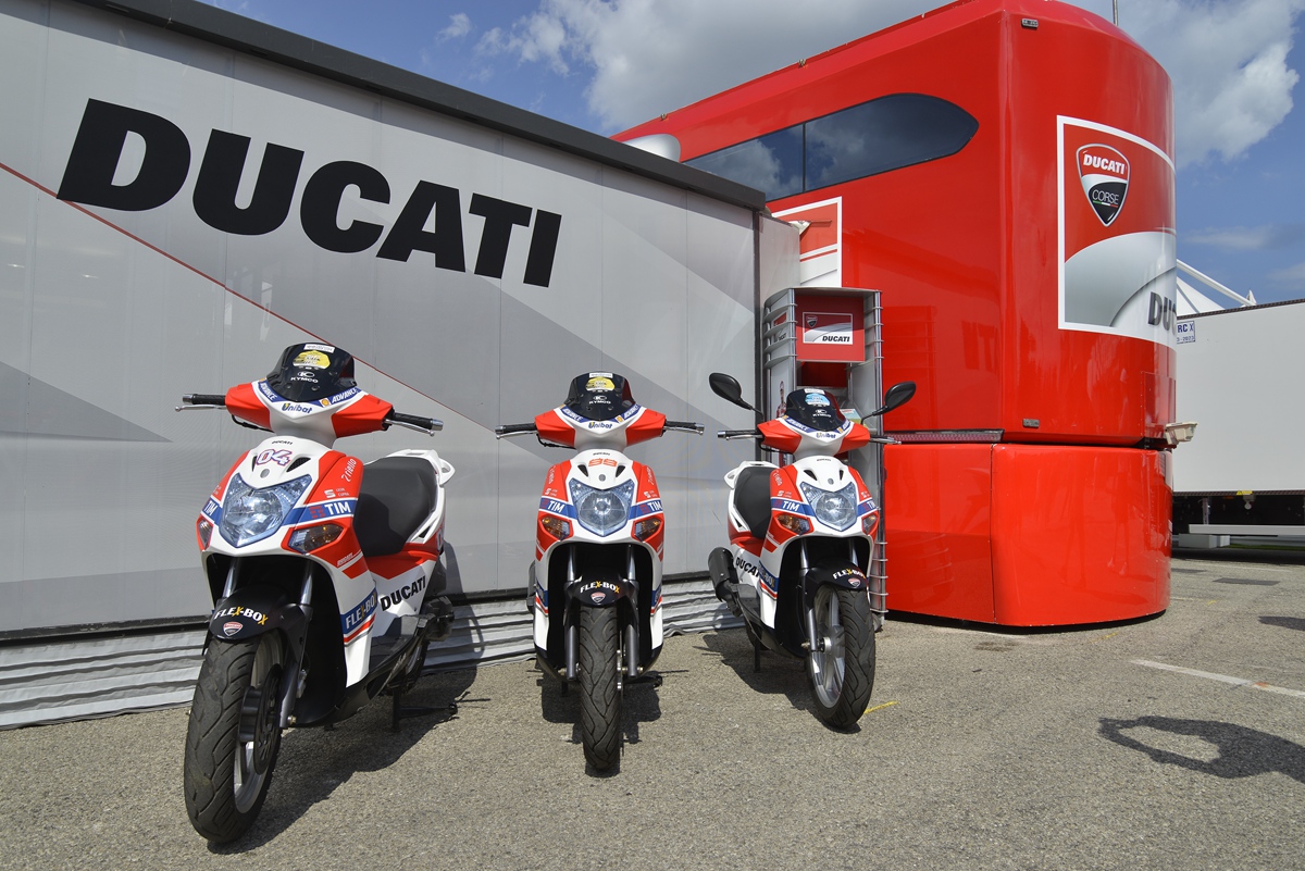 DUCATICorse车队代步车：光阳AgilityR16125