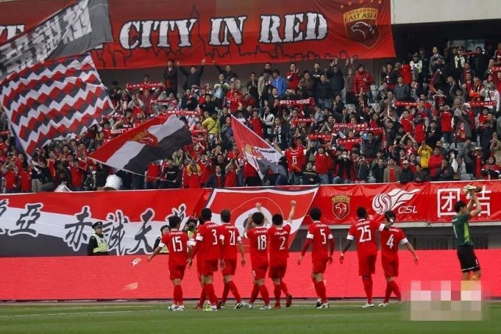 全国众志成城挽救国家危难,全国团结抗战