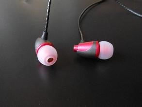 高性价比低颜值耳机,性价比高的耳机学生党