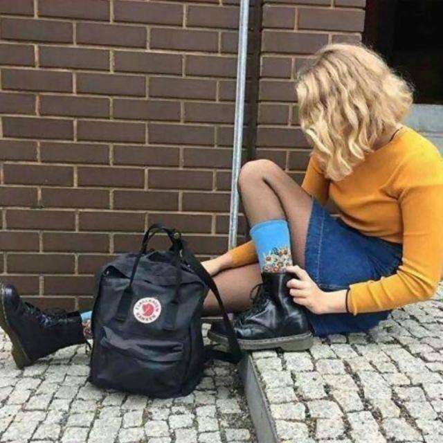 背上它拍照时脸算什么，它才是重点！我的“Kanken”就是无极限！