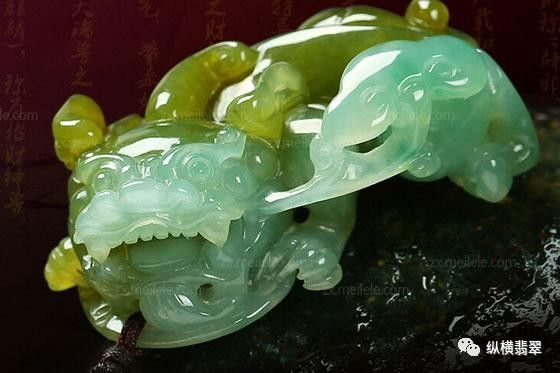 歪头翡翠貔貅招横财,正脸翡翠貔貅守正财,还有最后一点不能忽略