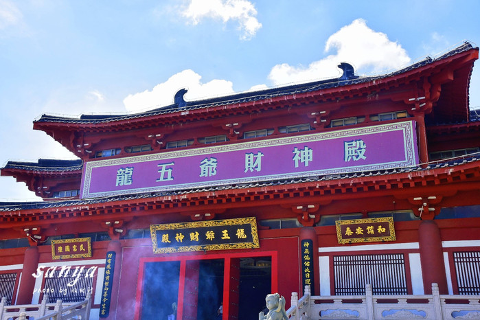 天堂很远中国很近,天堂很远扎西尼玛