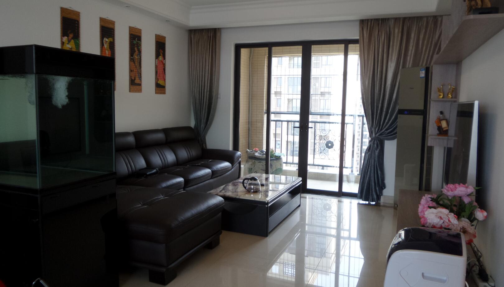 卧室做榻榻米床实用吗,当初纠结要不要做榻榻米