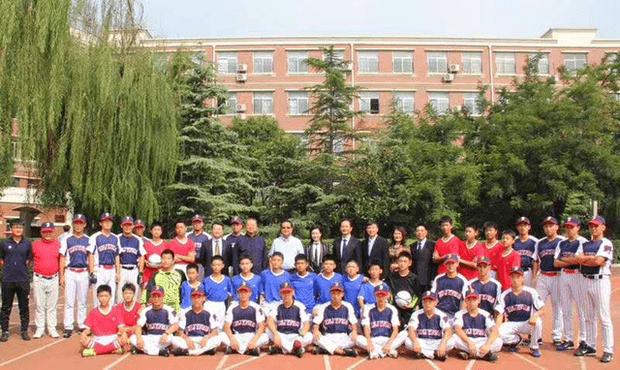 刘利民中山校长,刘利民访英才高级中学