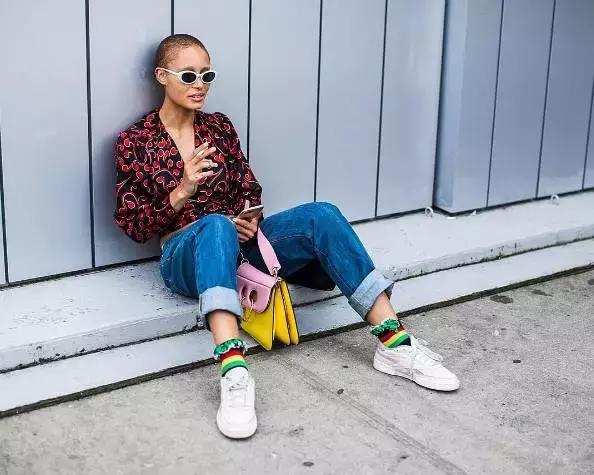 秋冬长筒竖条袜怎么搭配鞋子,和船袜一起搭配的鞋子有哪些