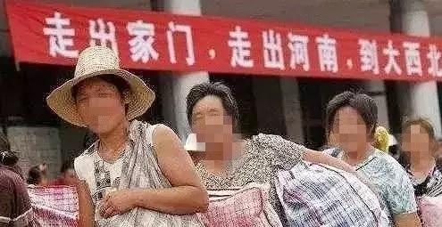 巴黎世家是什么工装,巴黎世家工作服卖多少钱