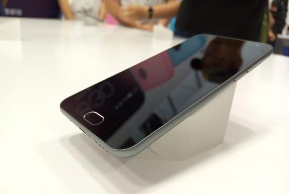 小编今天来说说本人手机购买史吧