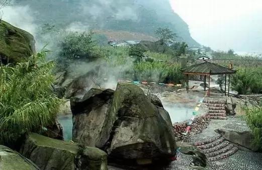 堵在路上别着急,堵在高速上不要慌