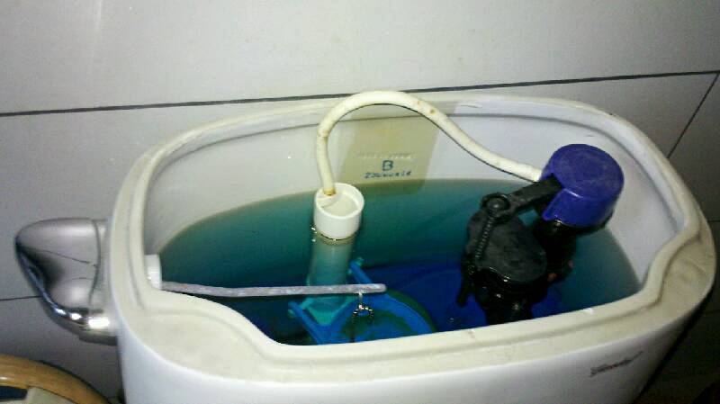 清洁马桶的小妙招值得一学,妈妈都想学的厕所清洁小技巧